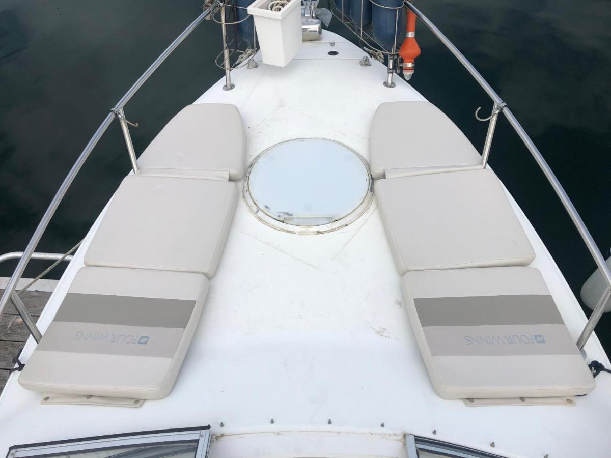 Hotel Superbe Bateau « Le Nanylia » Boulogne-sur-Mer Exterior foto
